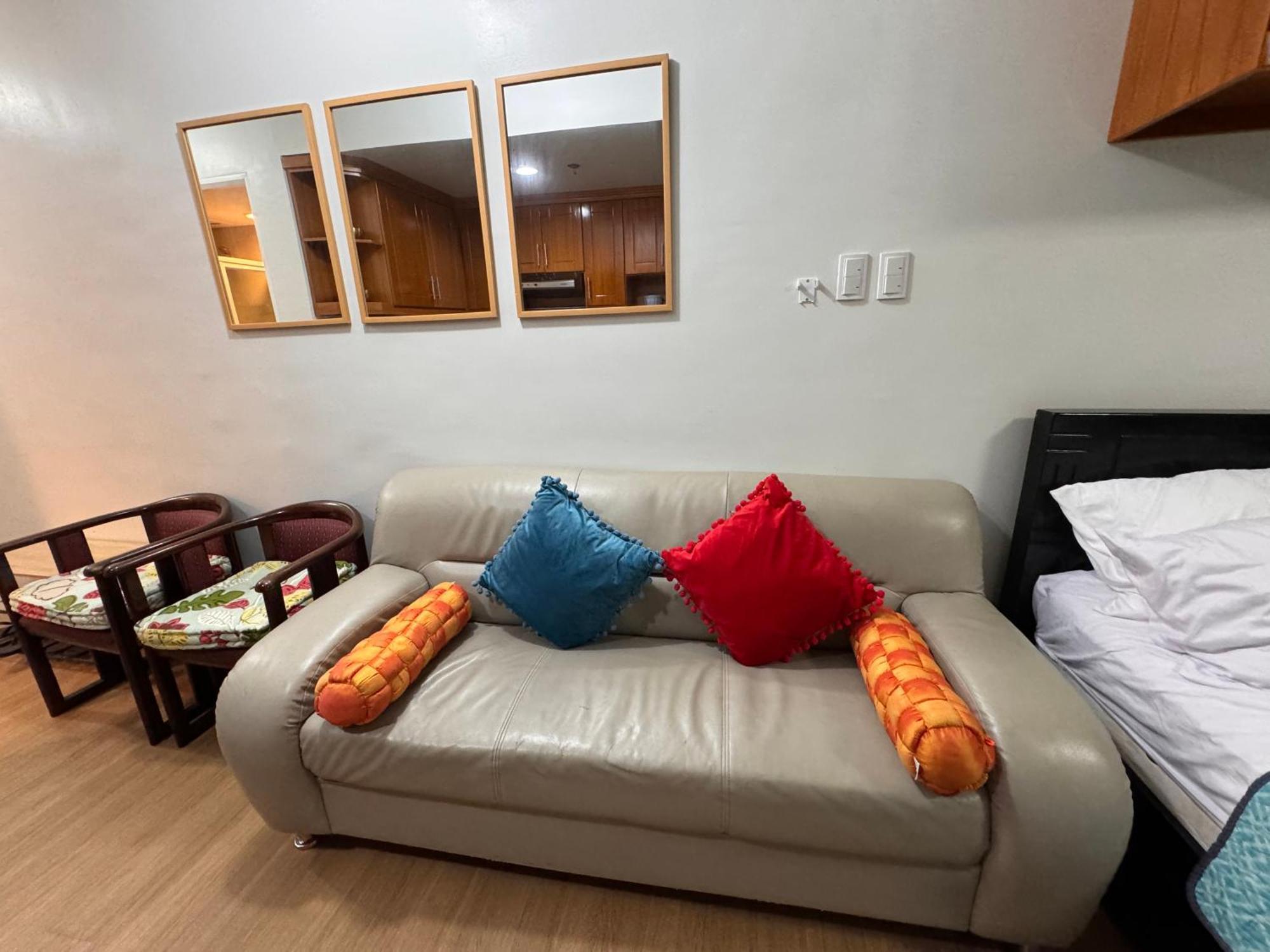 Cozyvilla At Pine Suites Tagaytay 2Br Or Studio With Free Parking 2Br In Basement Parking And Studio In Offsite Parking Tagaytay City Exterior photo