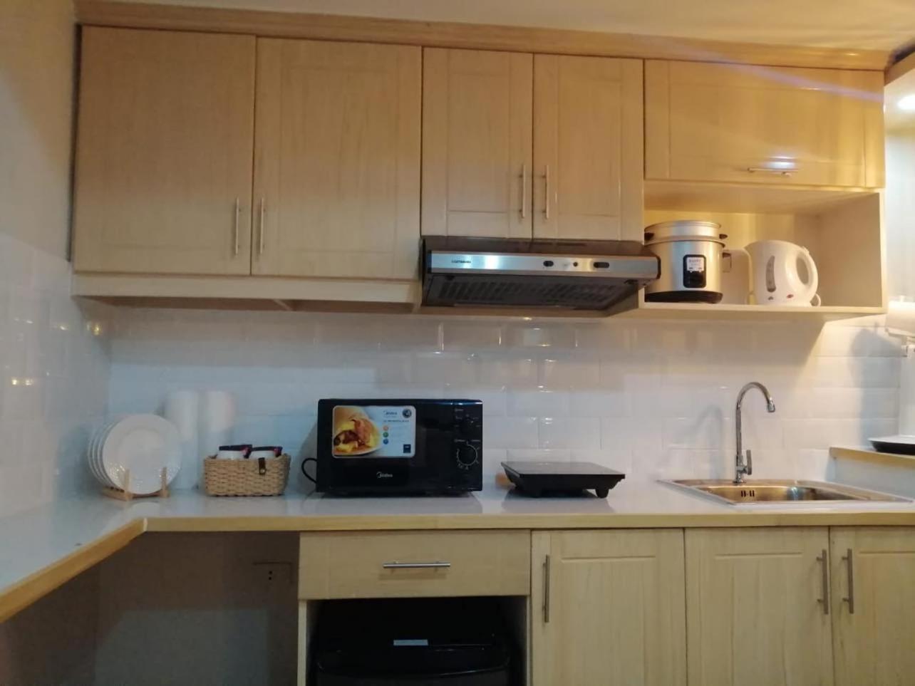 Cozyvilla At Pine Suites Tagaytay 2Br Or Studio With Free Parking 2Br In Basement Parking And Studio In Offsite Parking Tagaytay City Exterior photo